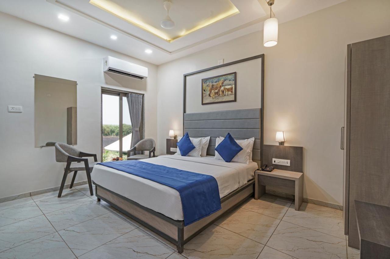 Sterling Gir Hotel Talala Exterior photo
