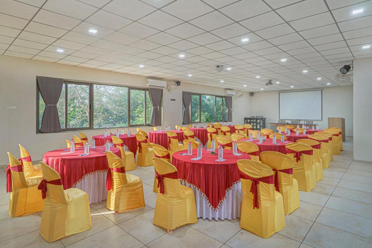 Sterling Gir Hotel Talala Exterior photo