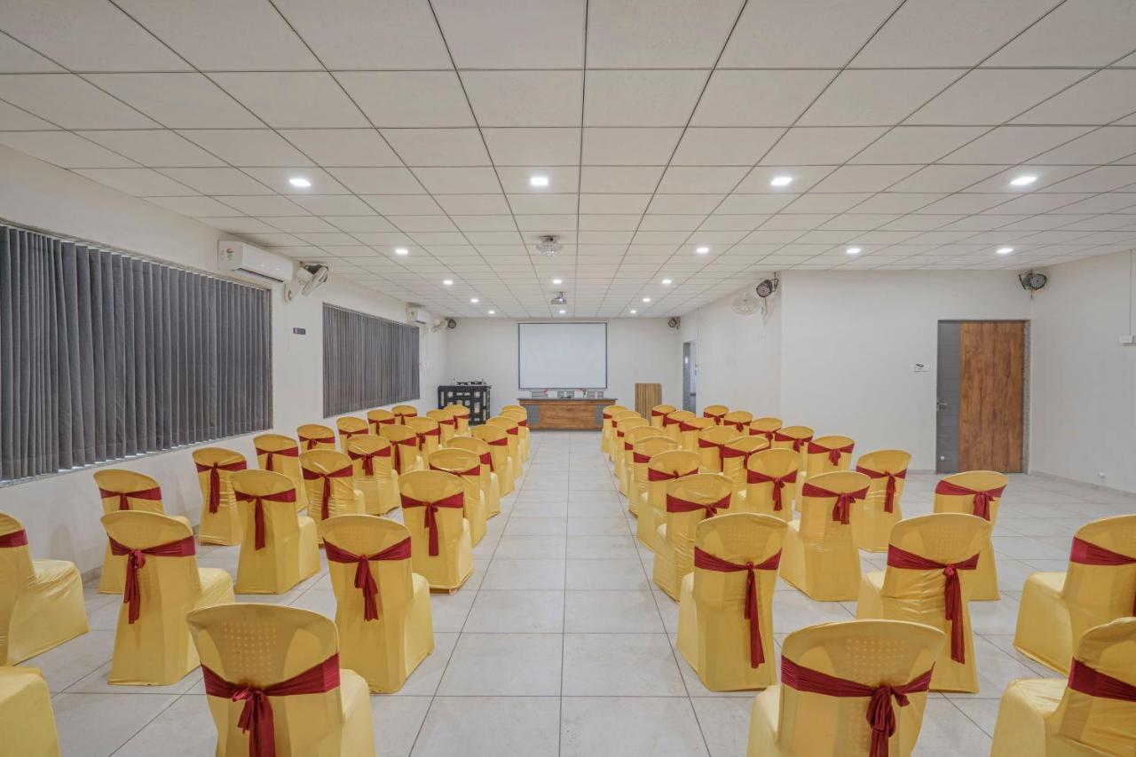 Sterling Gir Hotel Talala Exterior photo